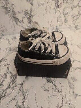 Toddler/baby Converse Tie Shoes Size 5